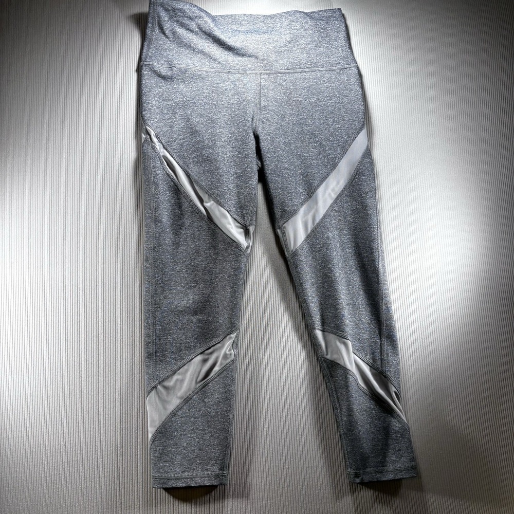 Aerie Women's Chill Play Move high-rise leggings light gray mesh panels. M Short